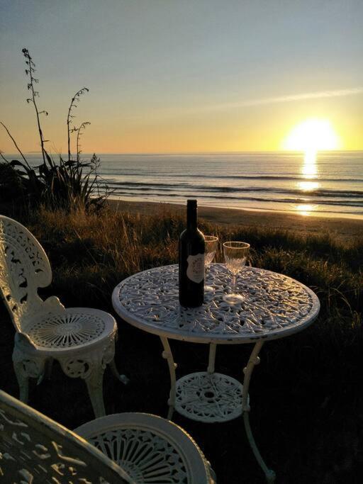 פאראפאראומו Beachfront Bliss מראה חיצוני תמונה
